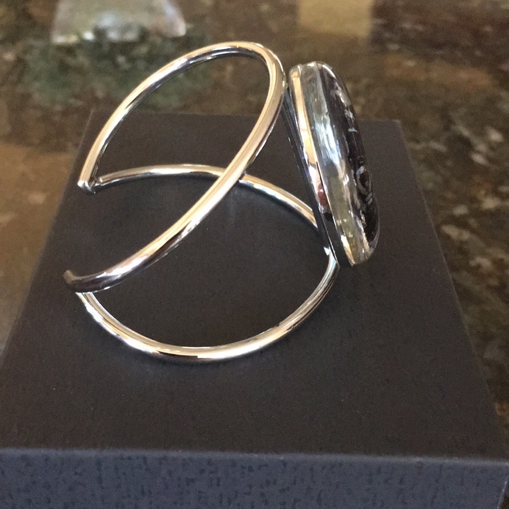 Cuff Bracelet - Picture 3 of 10
